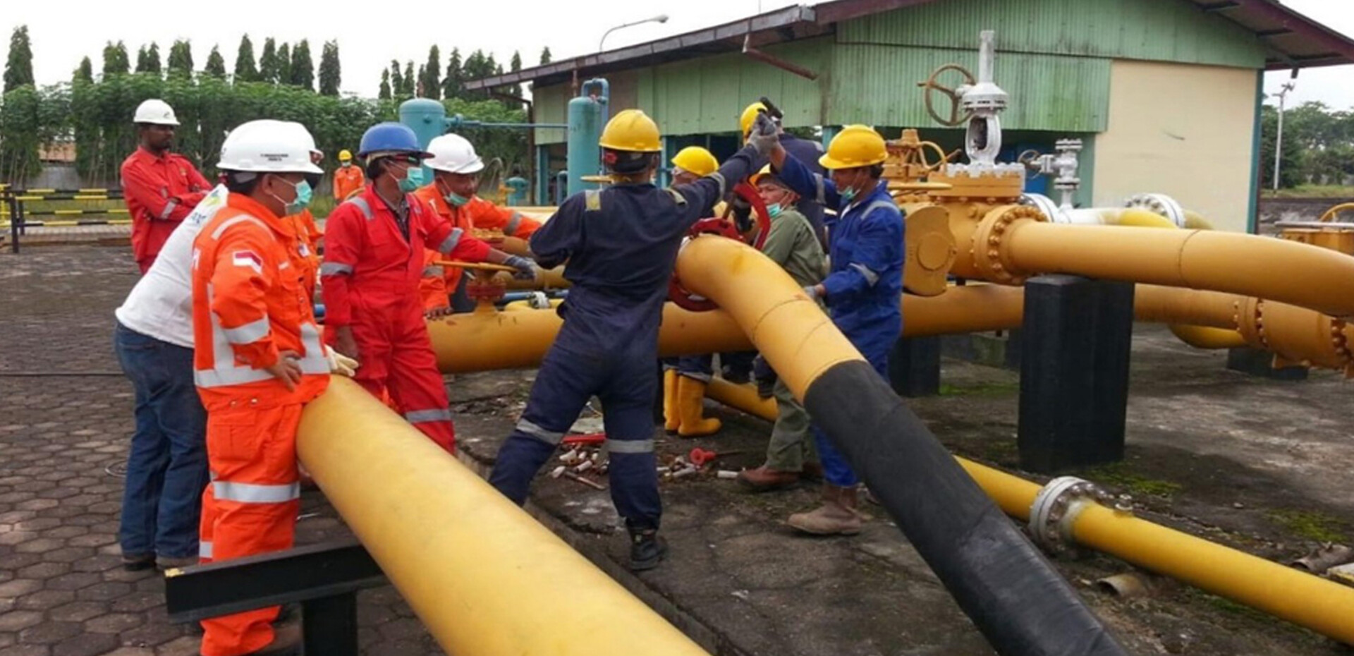 Polsek Tebet sedang menyelidiki dugaan kebocoran pipa gas Perusahaan Gas Negara (PGN) di Jalan MT Haryono, Jakarta Selatan, yang berdekat Stasiun Cawang.
